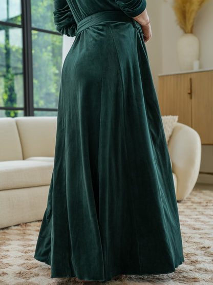 The Poised Belle Robe