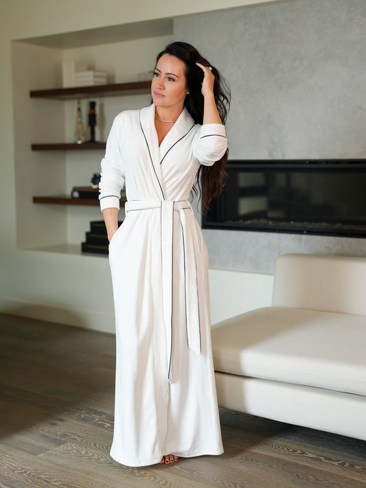 The Rich Aunt Robe