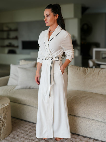 The Rich Aunt Robe