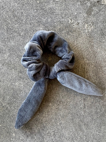 SL Scrunchie