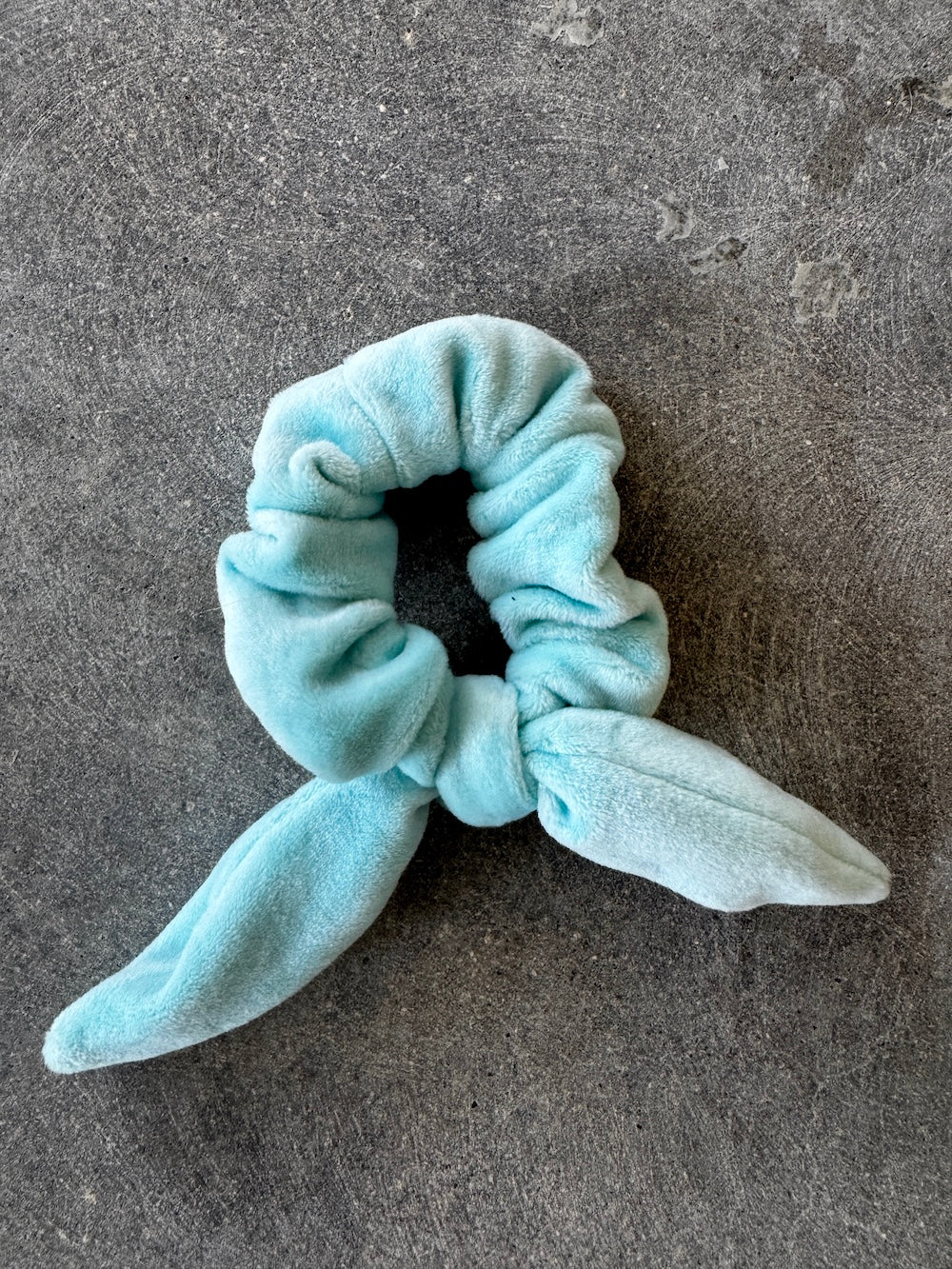 SL Scrunchie