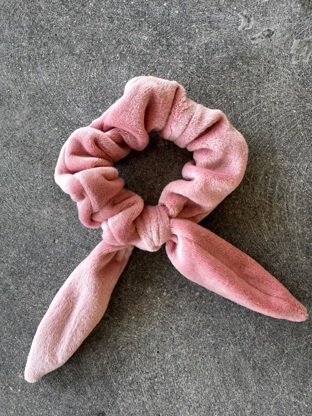 SL Scrunchie