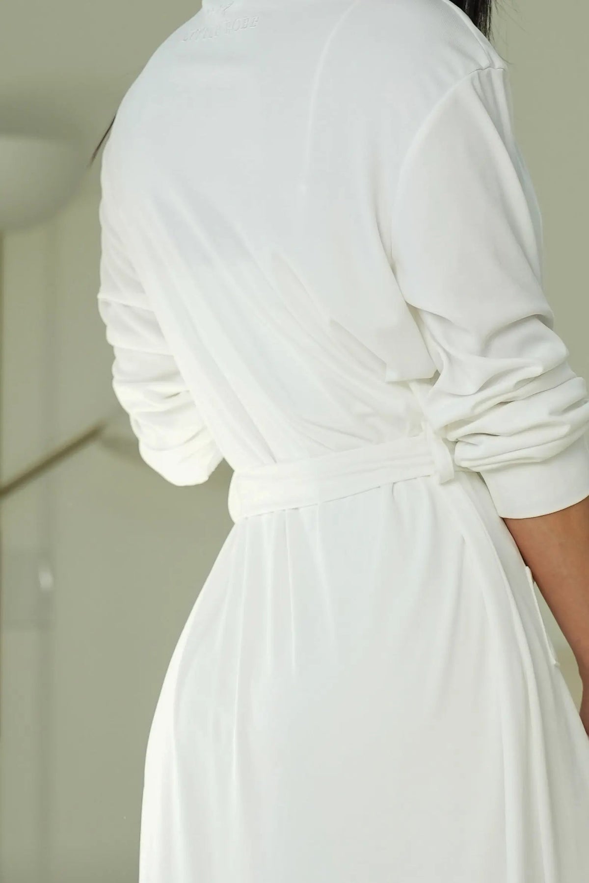 Sexy Basics Classic Long Robe