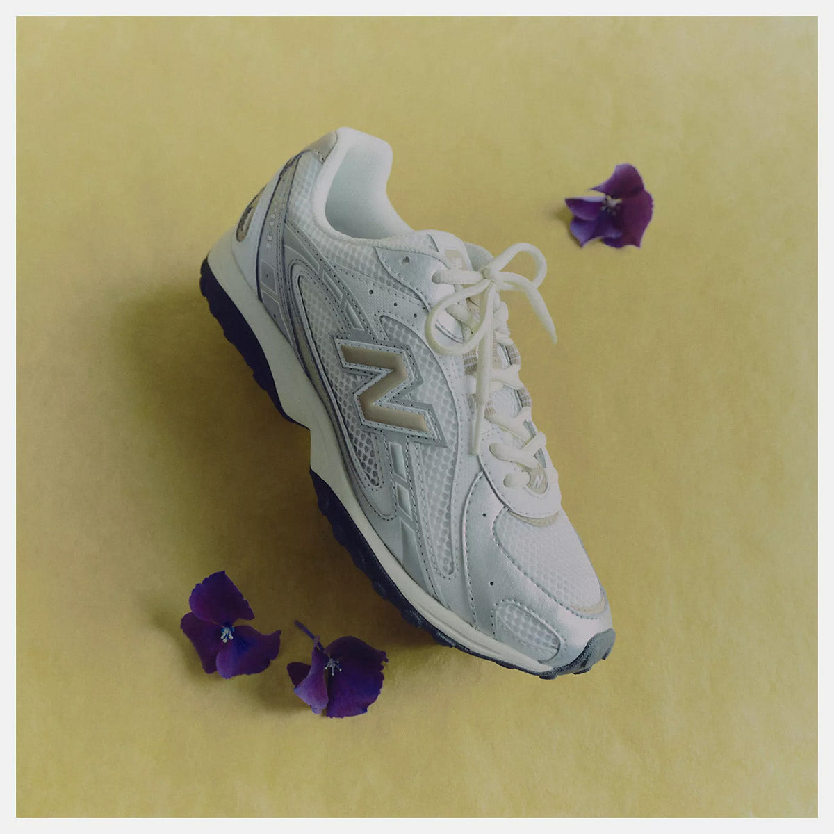 NB 204L Sneaker Womens