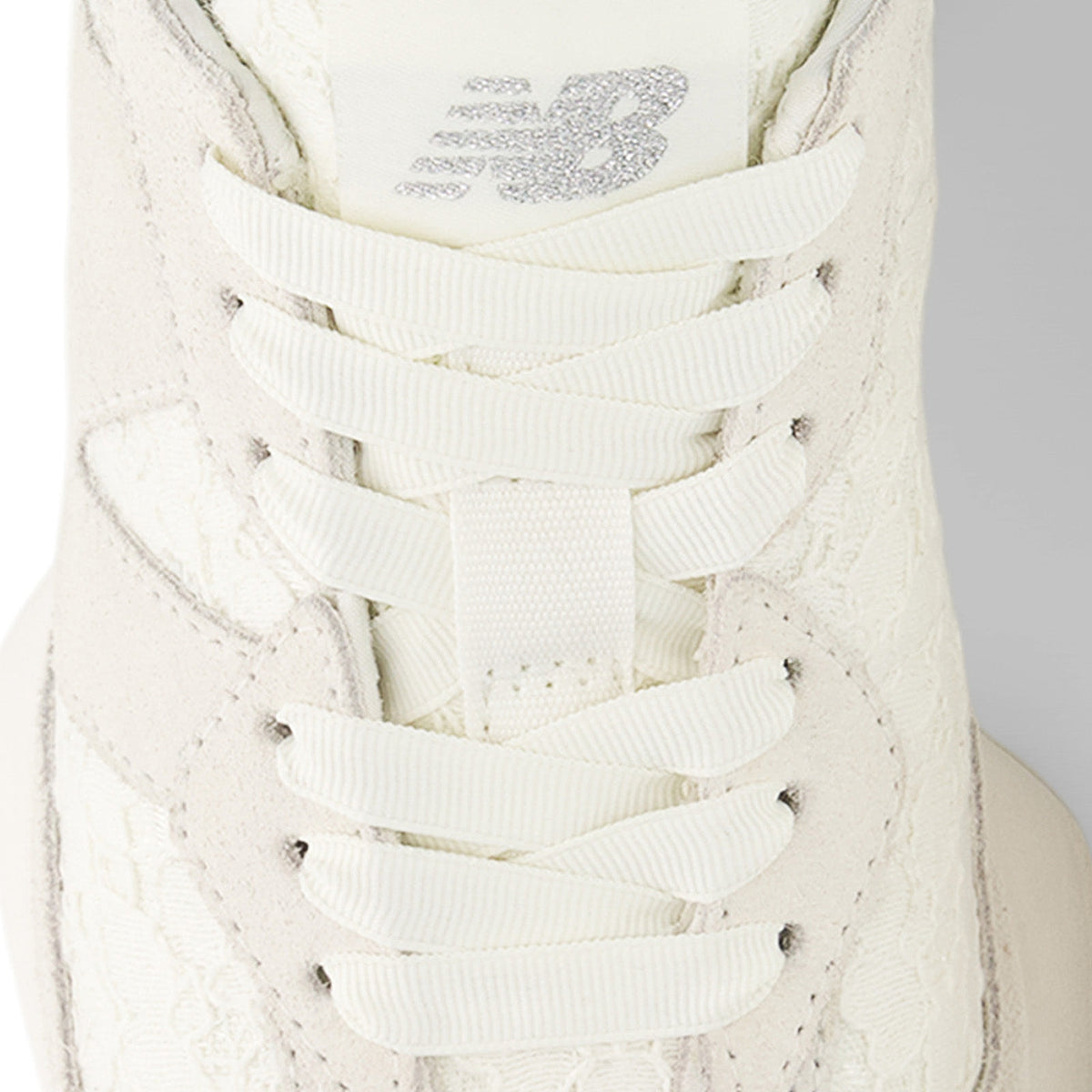 NB 327 Sneaker